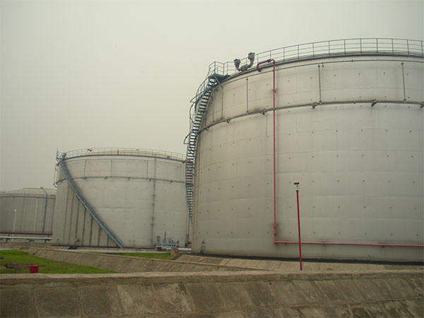 石化儲罐消防管道支撐裝置（不動火設(shè)備安裝）